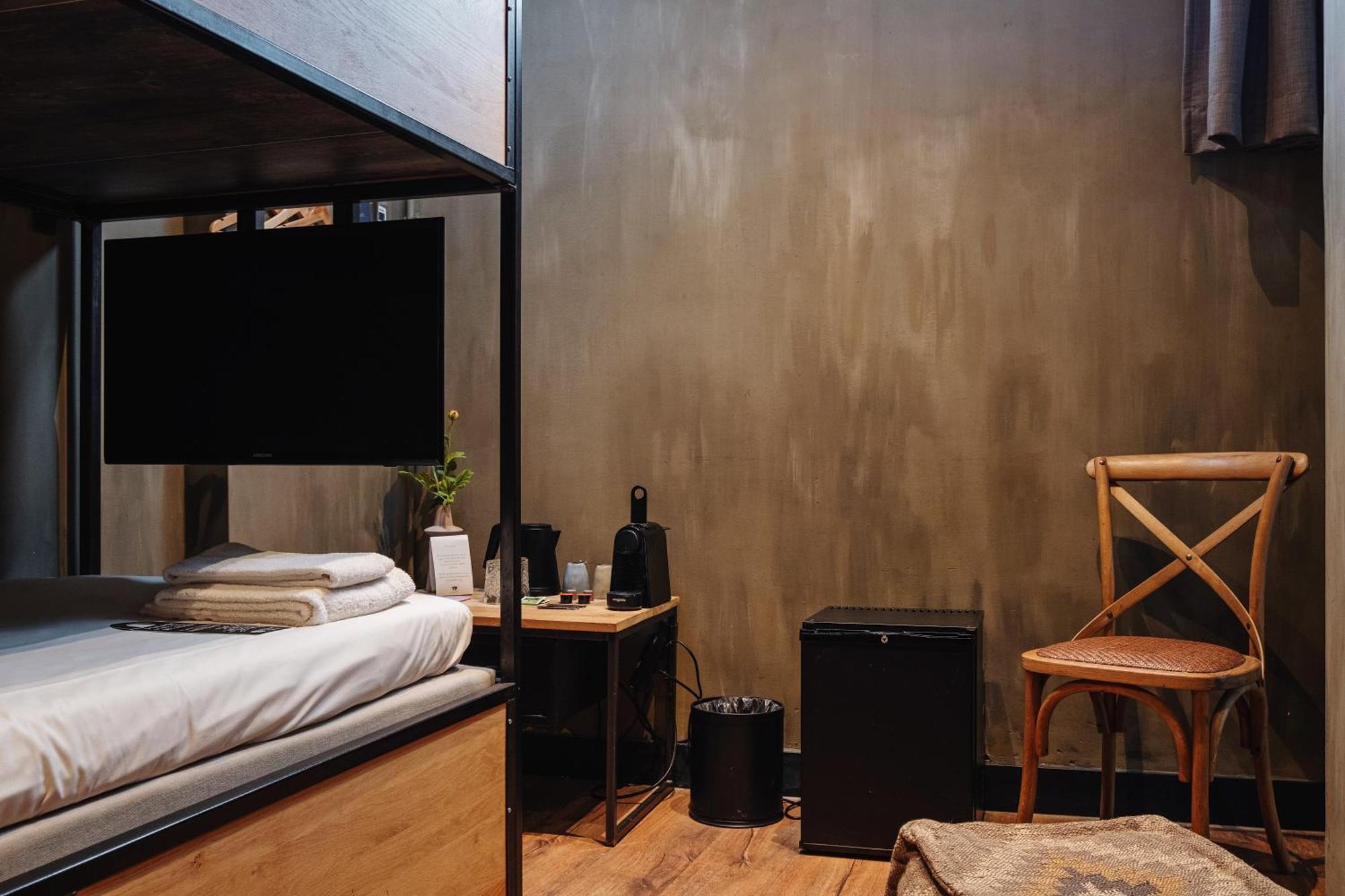City Center Lodge อูเทรคต์ ภายนอก รูปภาพ